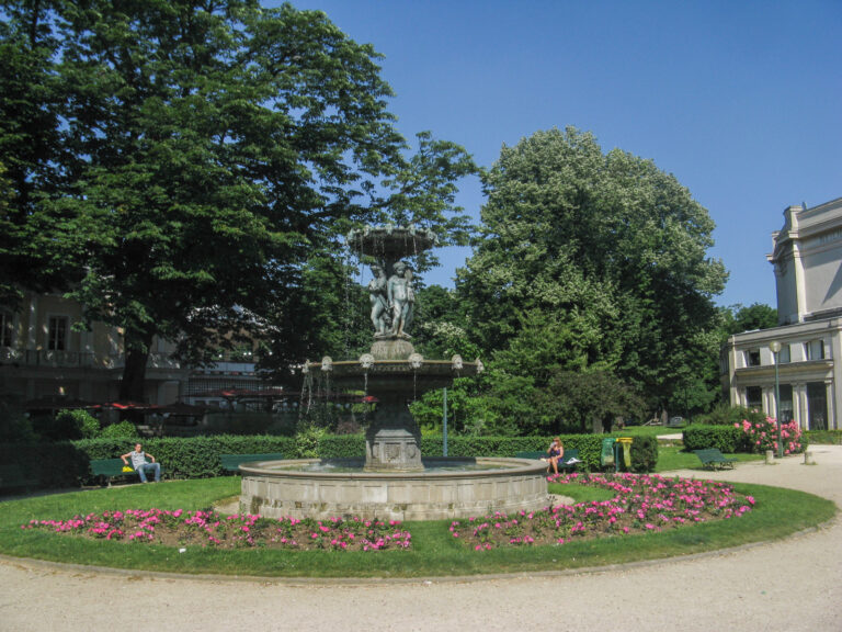 jardins champs elysees