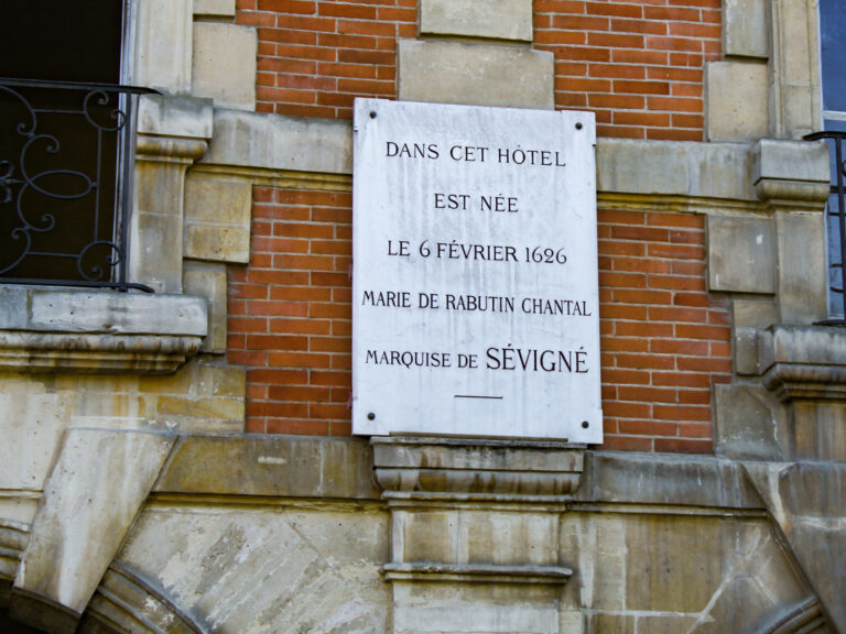 plaque sevigne
